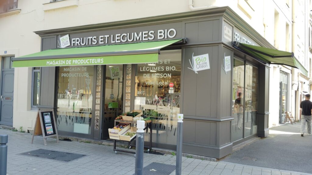 Photo devanture magasin BLO